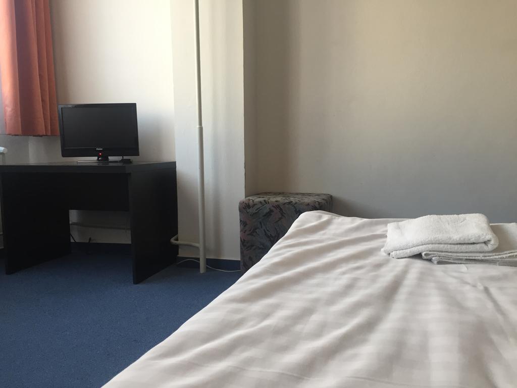 Hotel U Tri Lvu Ceske Budejovice Bagian luar foto