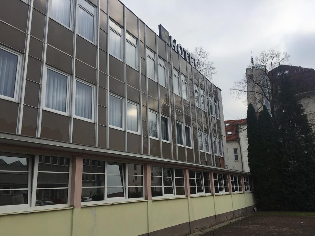 Hotel U Tri Lvu Ceske Budejovice Bagian luar foto
